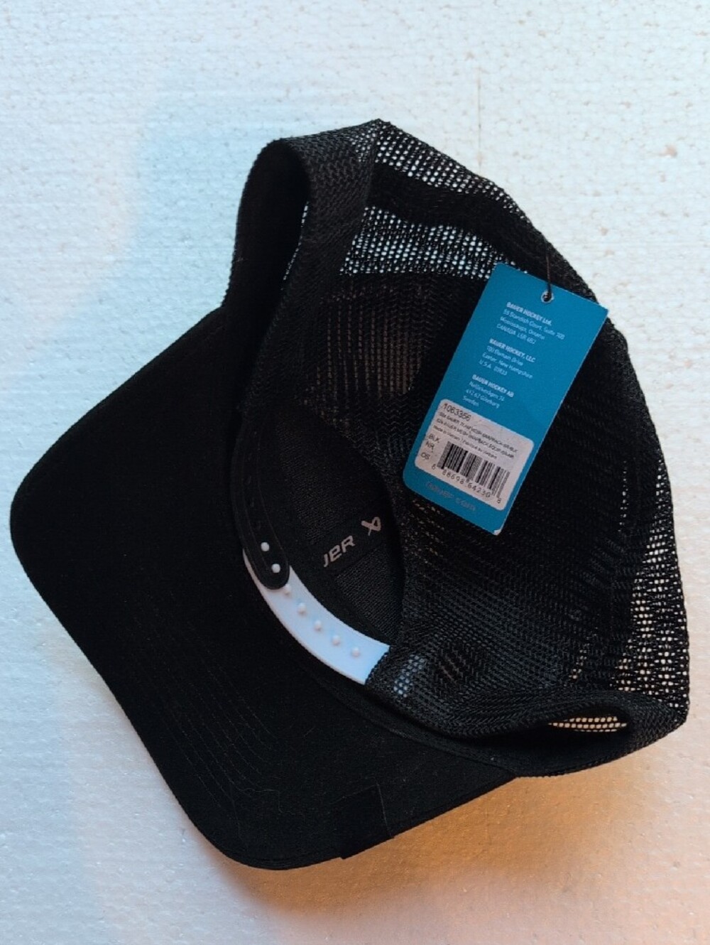 Bauer Black Mesh Back Baseball Cap - Picture 3 of 3